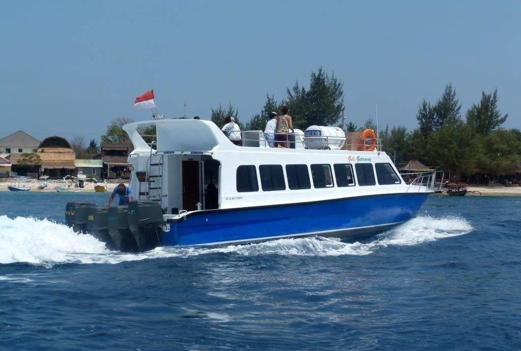 fast boat 2